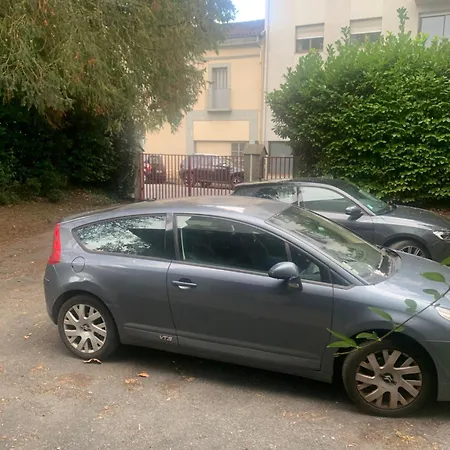 Cecilia ベッド・アンド・ブレックファスト ルルド